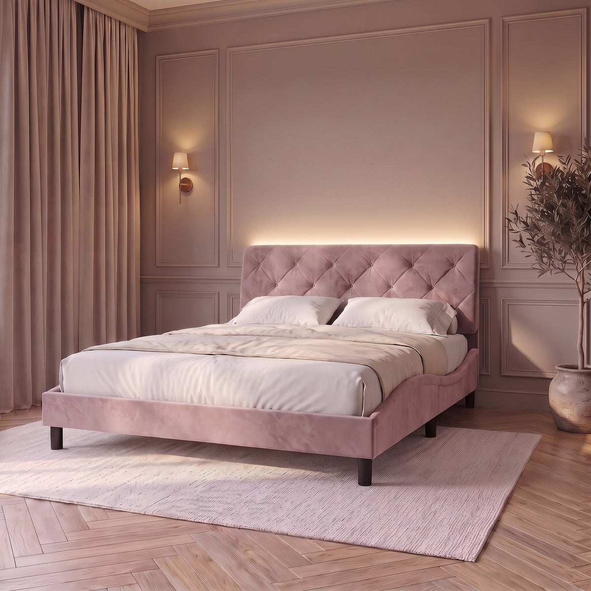 Sommier en velours avec éclairage LED rose, chambre de nuit avec la LED du haut de la tête de lit allumée