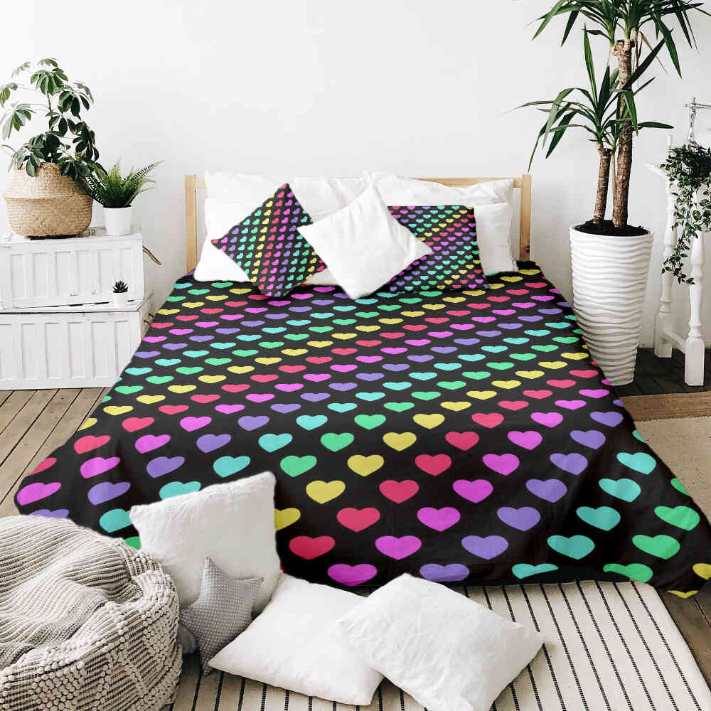 Housse à motifs pour couverture lestée, motif Fierté, sur un lit