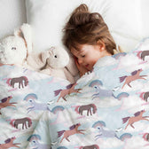 Housse à motifs pour couverture lestée enfant, imprimé Chevaux arc-en-ciel, pendant la sieste #Motif_Chevaux arc-en-ciel