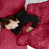 Housse à motifs pour couverture lestée, motif Cœur, sur un lit #Motif_Cœur