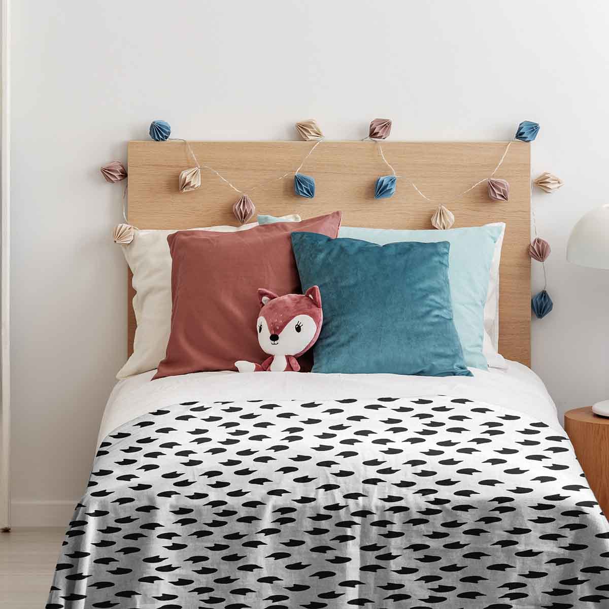 Housse à motifs pour couverture lestée enfant, imprimé Super chaton, dans une chambre d'enfant