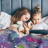 Housse à motifs pour couverture lestée enfant, imprimé Chats de l'espace, moment de lecture partagé #Motif_Chats de l'espace