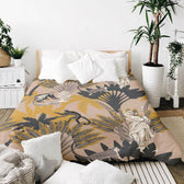 Housse à motifs pour couverture lestée, motif Floral grec, sur un lit #Motif_Floral grec