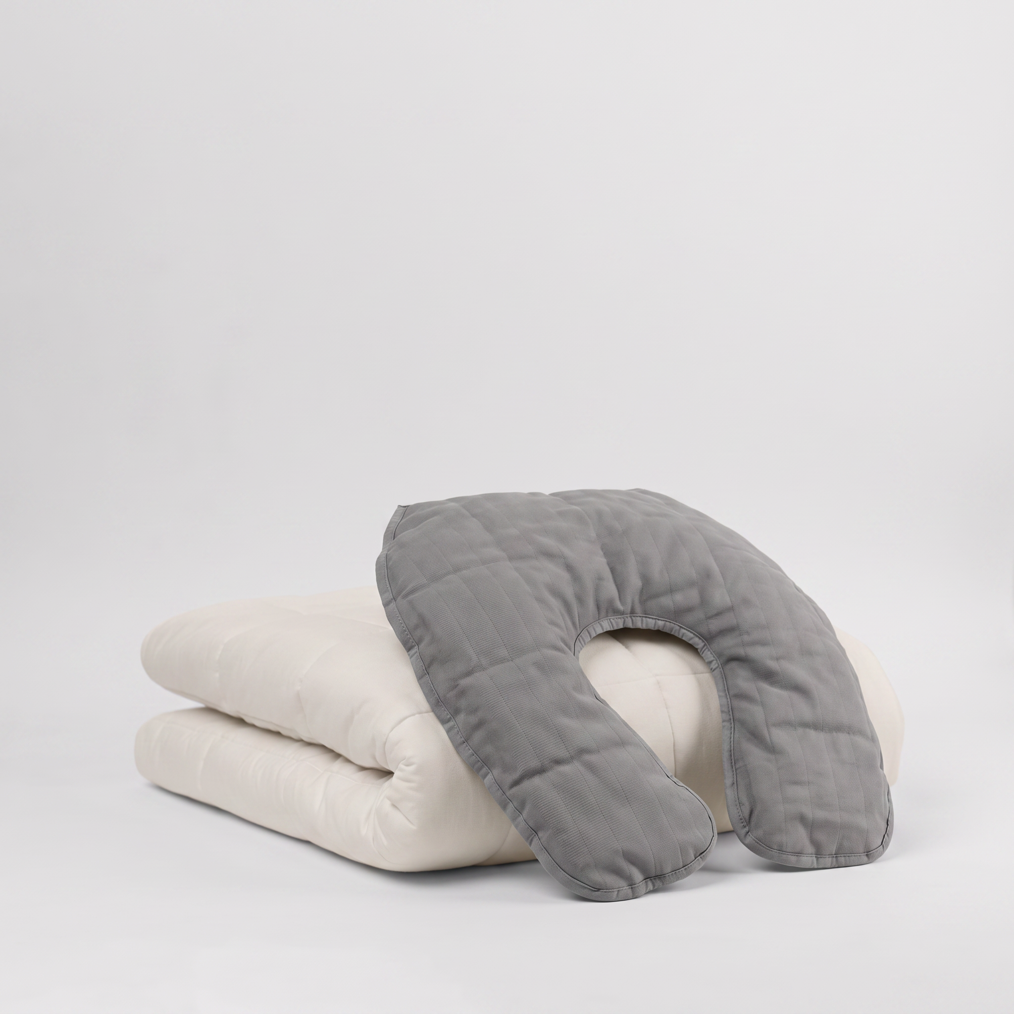 Pack Therapeutique Nuque et Corps : couverture lestee Sensomedic et collier leste, fond gris