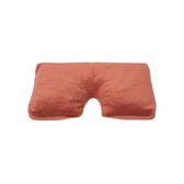 Bandeau aux graines de sarrasin, coloris Ginger spice, posé sur les yeux #Coloris_Ginger spice