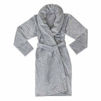 Peignoir lesté Balance gris porté, inclus dans le Pack Jour et Nuit Coton